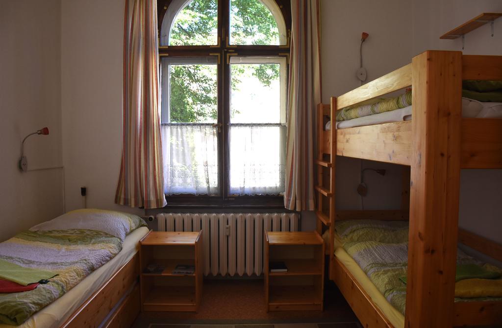 Görlitz Pension Zur Wartburg מראה חיצוני תמונה